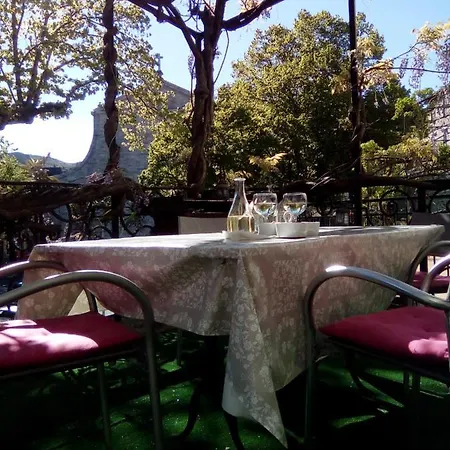 Bed & Breakfast La Fonciere Saint-Pons-de-Thomieres
